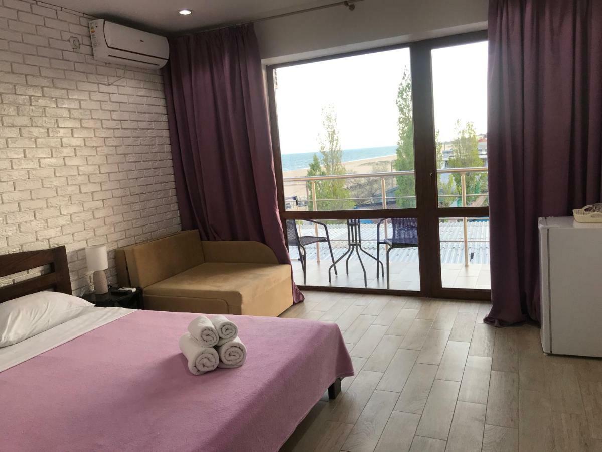 Золотий Лев Ξενοδοχείο Zatoka Εξωτερικό φωτογραφία